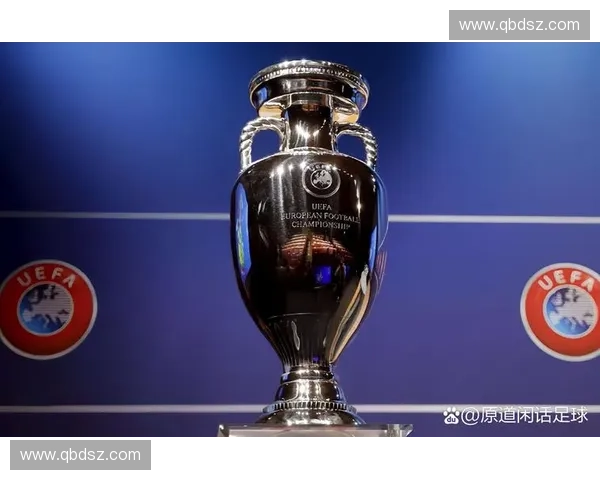 2006年世界杯决赛回顾 意大利凭点球大战战胜法国捧起冠军奖杯